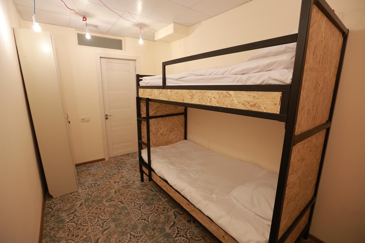 Midtown Hotel & Hostel Tbilisi Ngoại thất bức ảnh
